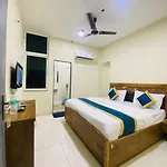 Hotel Parthika Palace